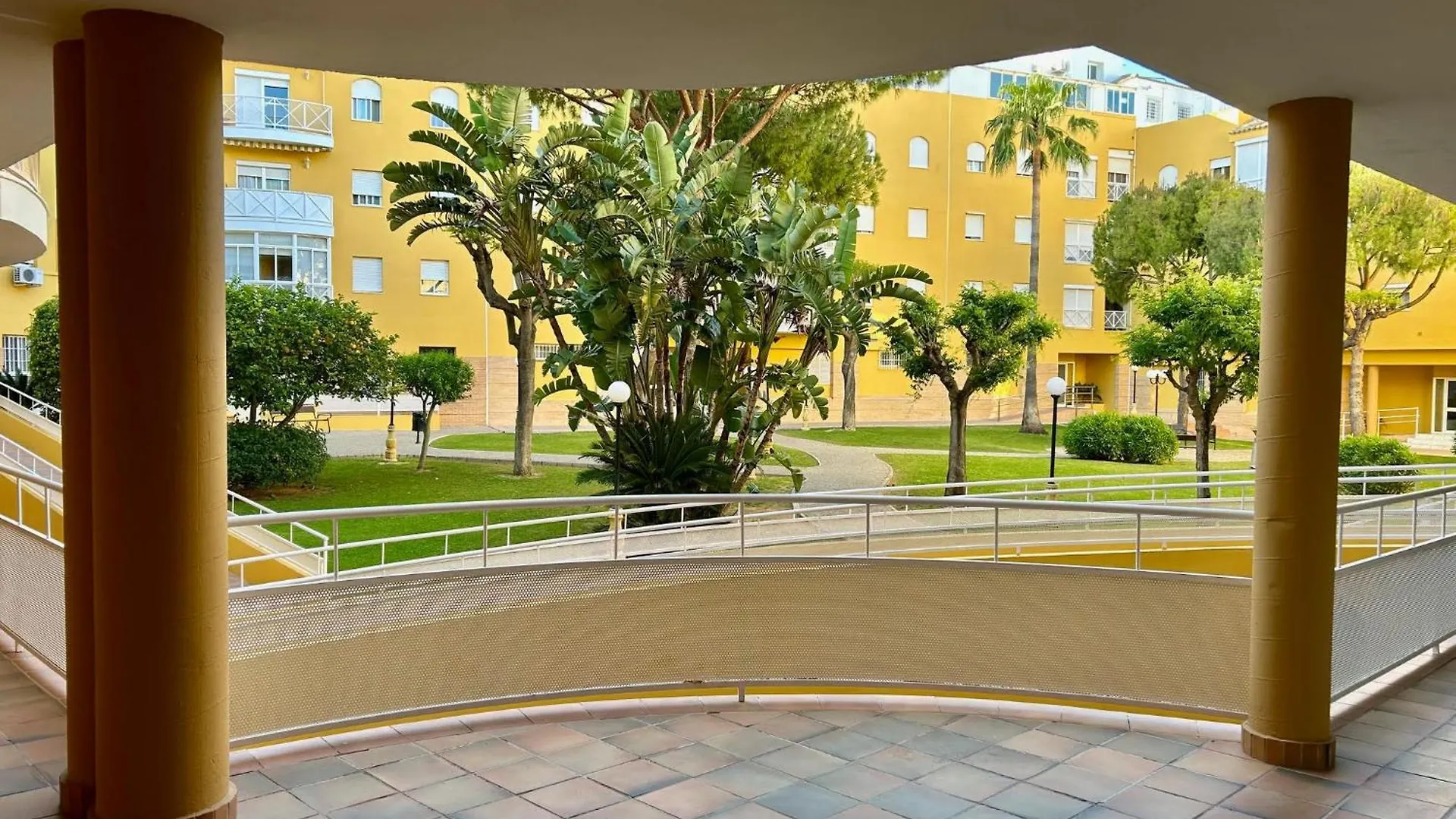 Διαμέρισμα Gatu Lucia 3Dormit 2 Banos Terraza Aire Acc 